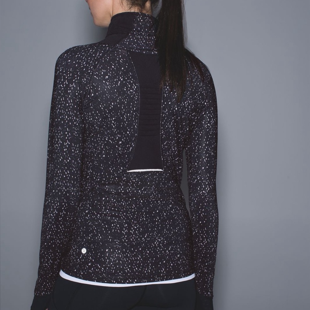 Lululemon Go the Distance half zip